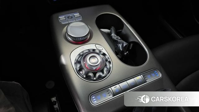 Genesis GV60 id 3941403 из Кореи 19