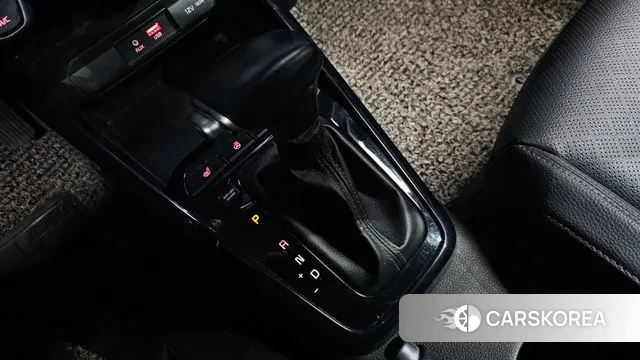 Kia Stonic id 3380370 из Кореи 19