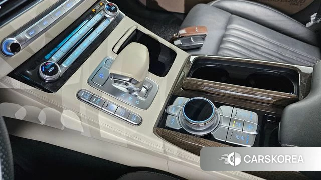 Genesis G90 id 3886198 из Кореи 19