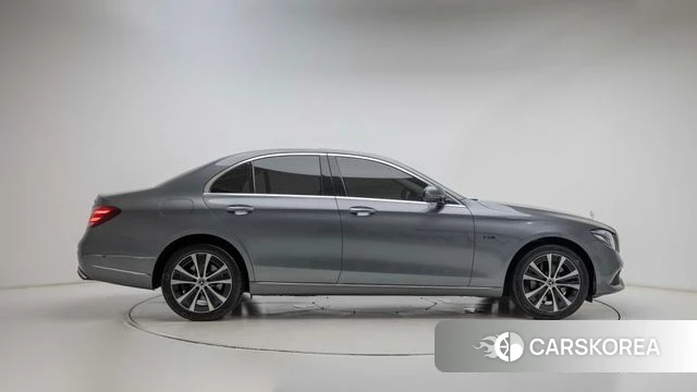 Mercedes-Benz E-Class W213 id 4712823 из Кореи 19