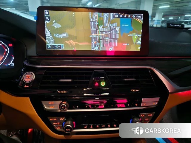 BMW 5 Series (G30) id 3819489 из Кореи 14