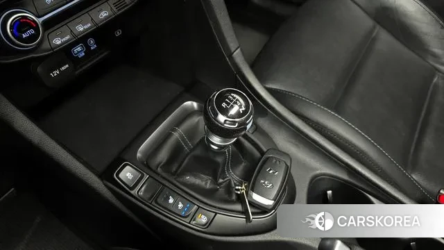 Hyundai Veloster (JS) id 3434236 из Кореи 19