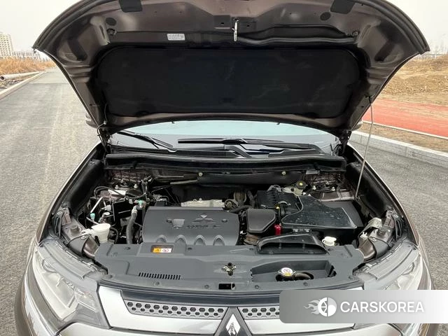 Mitsubishi  Outlander id 4207261 из Китая 23