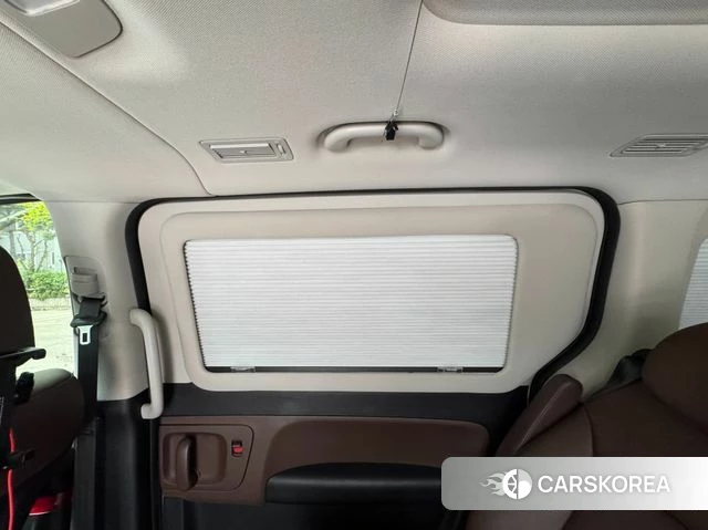 Hyundai The New Grand Starex id 4179920 из Кореи 18