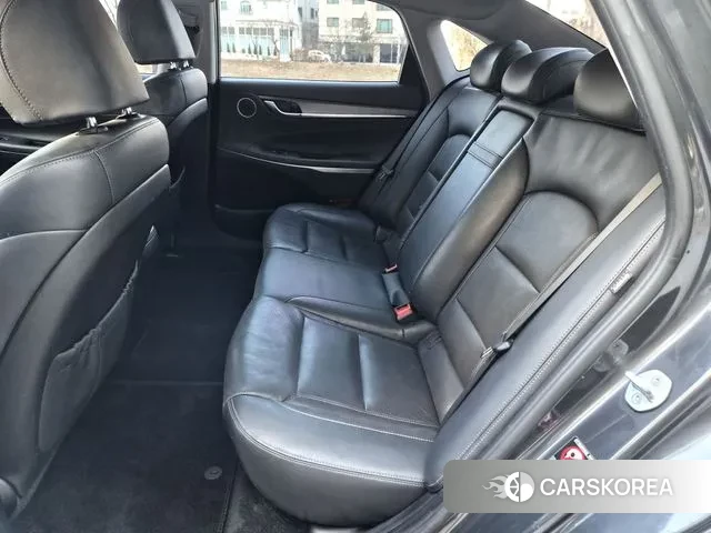 Hyundai Grandeur IG Hybrid id 3557792 из Кореи 19
