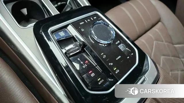 BMW 7 Series (G70) id 3544945 из Кореи 19