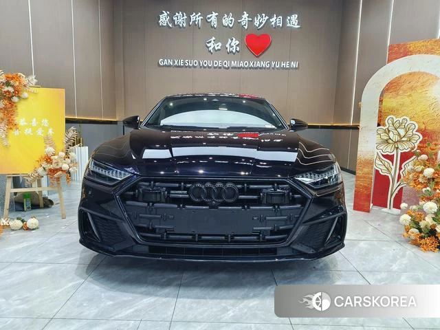 Audi A7L id 4290475 из Китая 9