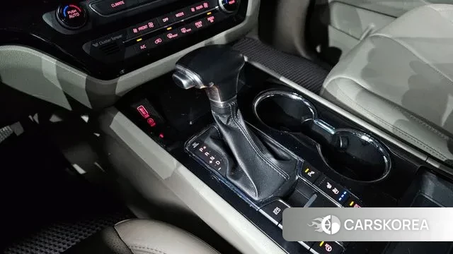 Kia The New Carnival id 3651386 из Кореи 19