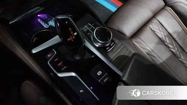 BMW 5 Series (G30) id 2902135 из Кореи 19