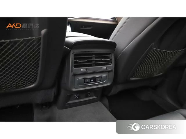 Audi Q7 id 4301746 из Китая 9