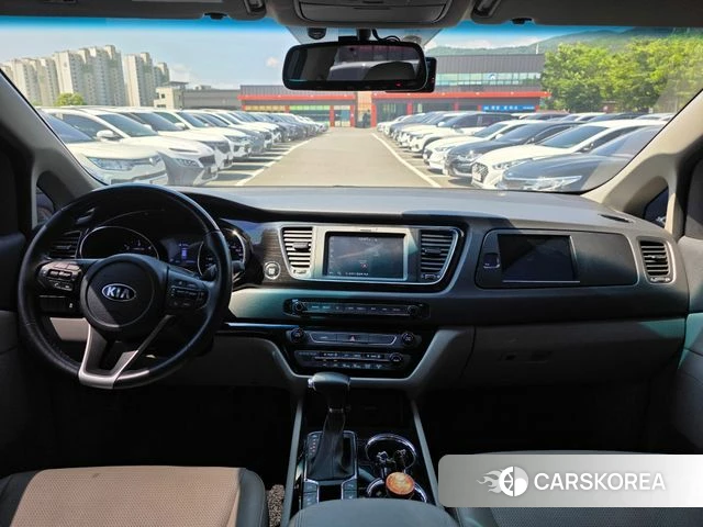 Kia The New Carnival id 4732873 из Кореи 16