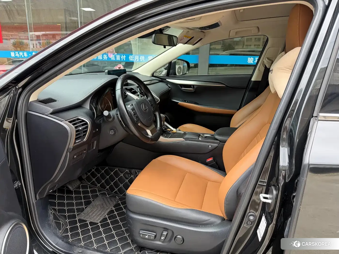 Lexus NX id 4628273 из Китая 9