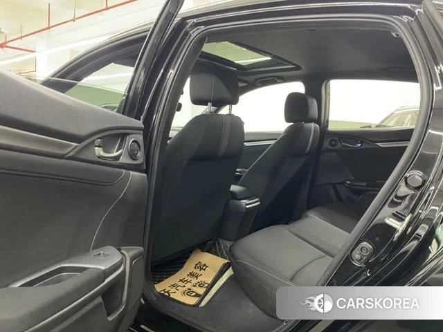 Honda Civic id 4271072 из Китая 12
