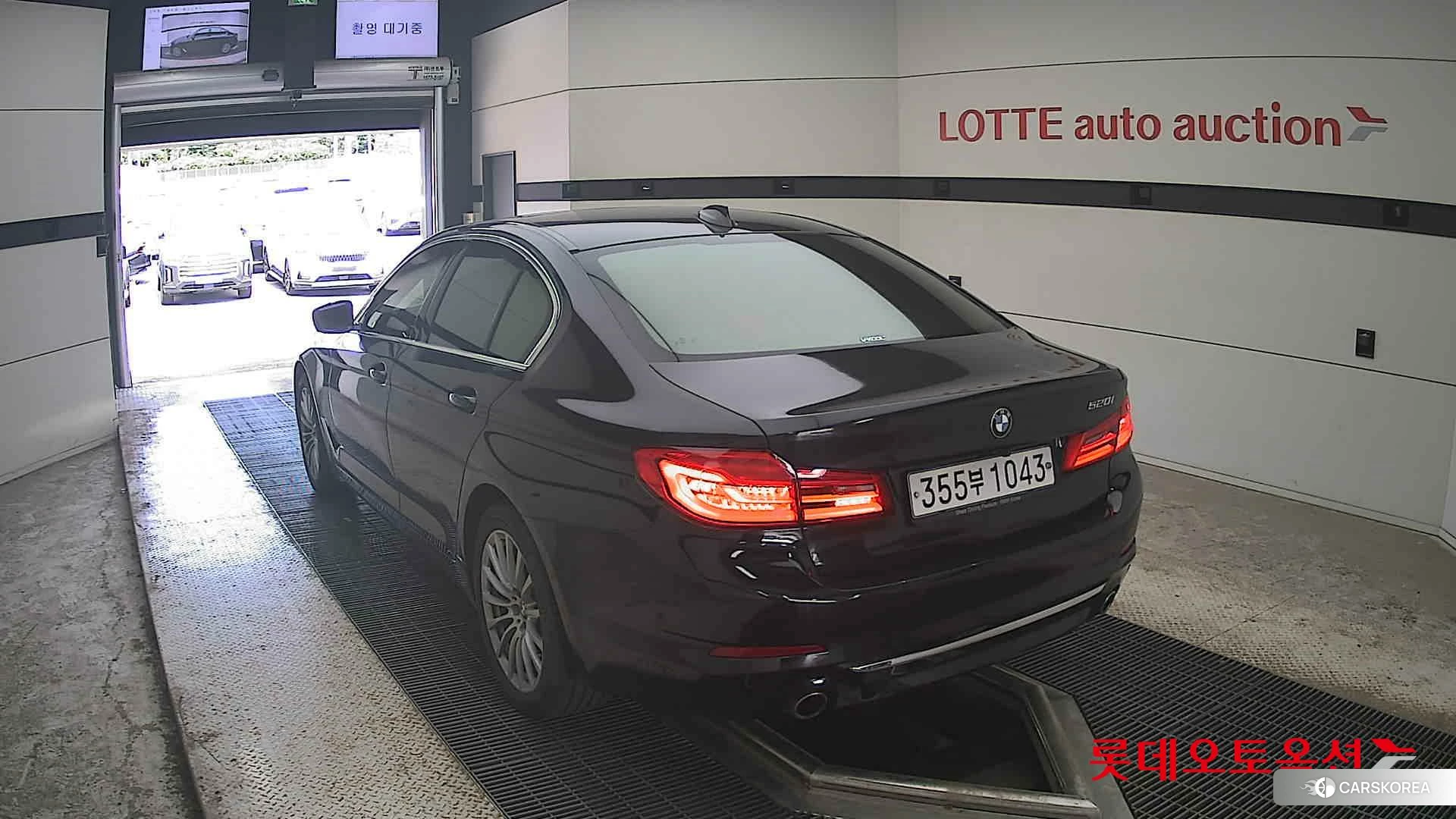 BMW  520i Luxury id 4504427 из Кореи 36