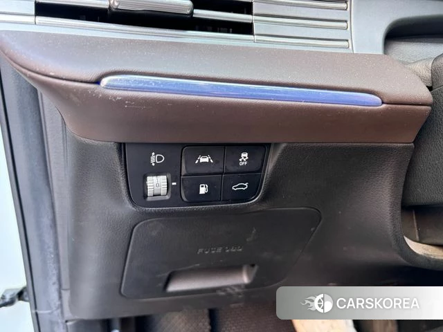 Hyundai The New Grandeur IG id 3898924 из Кореи 10