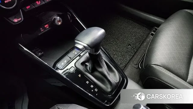 Kia Stonic id 3018783 из Кореи 19