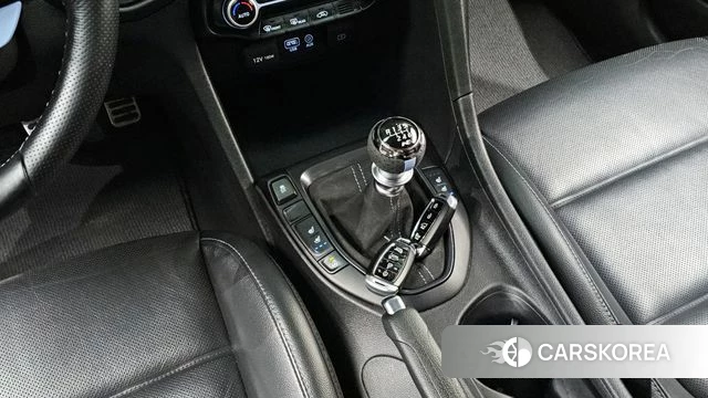 Hyundai Veloster (JS) id 3886360 из Кореи 19