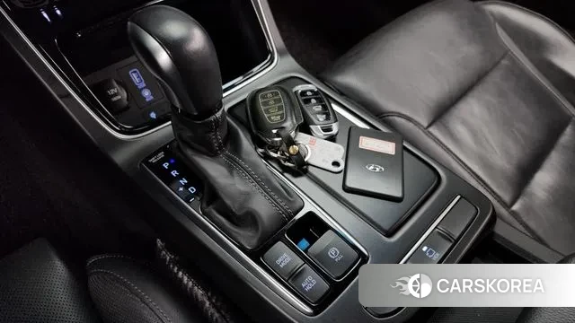 Hyundai Grandeur IG id 3034396 из Кореи 19