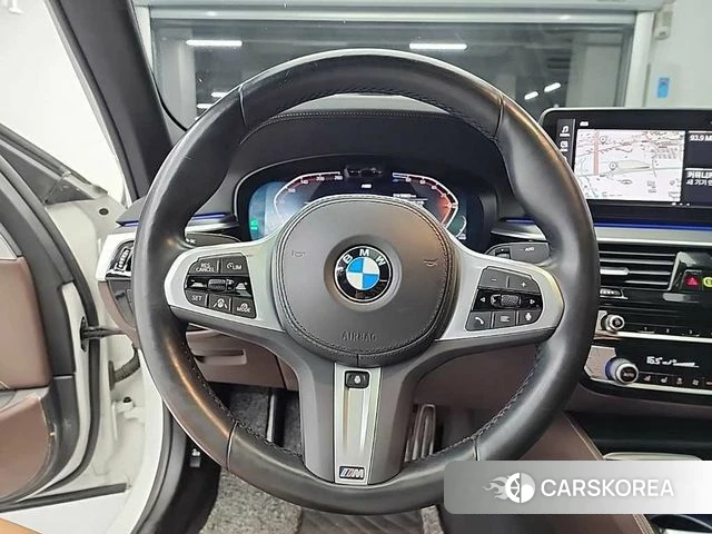 BMW 5 Series (G30) id 4480768 из Кореи 19