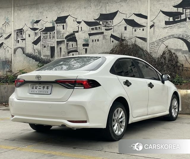 Toyota Corolla id 4394103 из Китая 13
