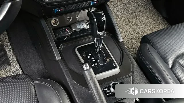 Ssangyong Rexton Sports id 3651722 из Кореи 19