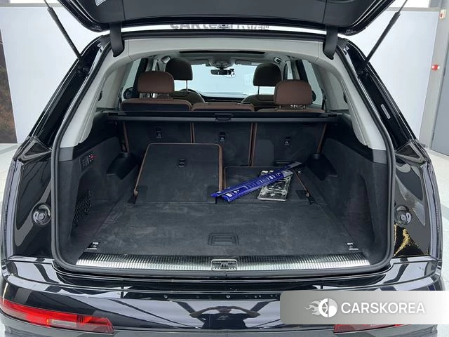 Audi Q7 id 4208048 из Китая 31
