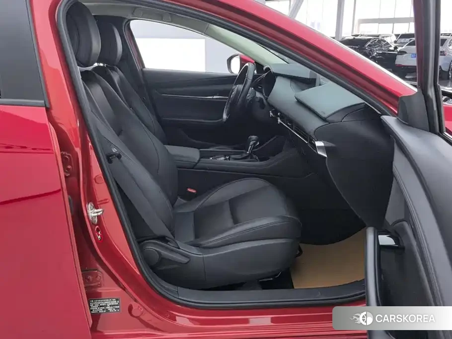 Mazda 3 id 4583790 из Китая 15
