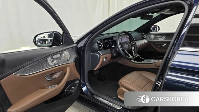 Mercedes-Benz E-Class W213 id 4355117 из Кореи 35