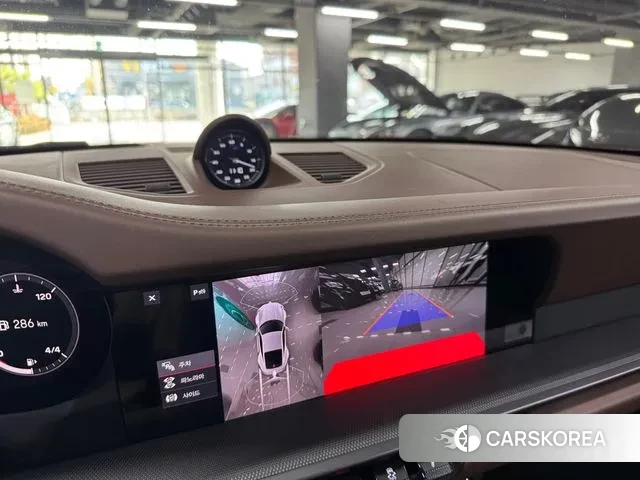 Porsche 911(992) id 3434052 из Кореи 17