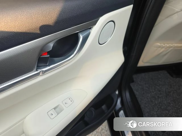 Hyundai The New Grandeur IG Hybrid id 4654724 из Кореи 19