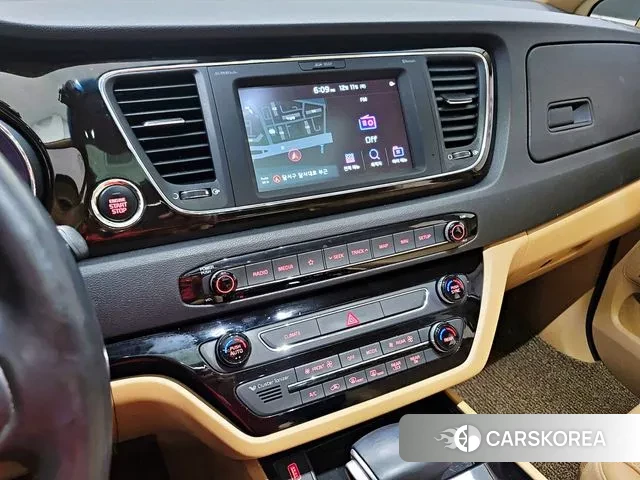 Kia The New Carnival id 3474071 из Кореи 19