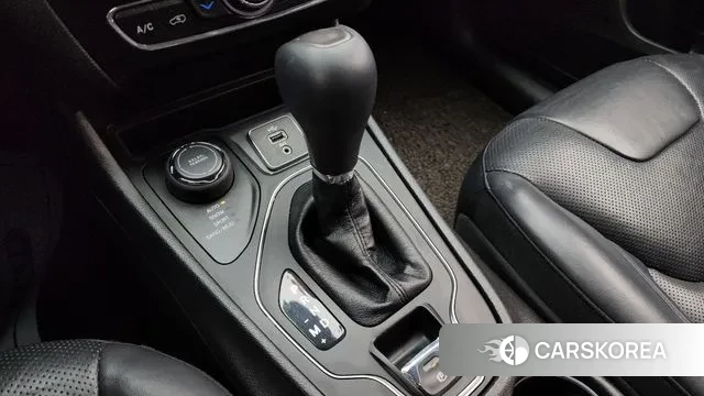 Jeep Cherokee (KL) id 3368933 из Кореи 19