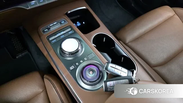 Genesis GV70 id 3037700 из Кореи 19