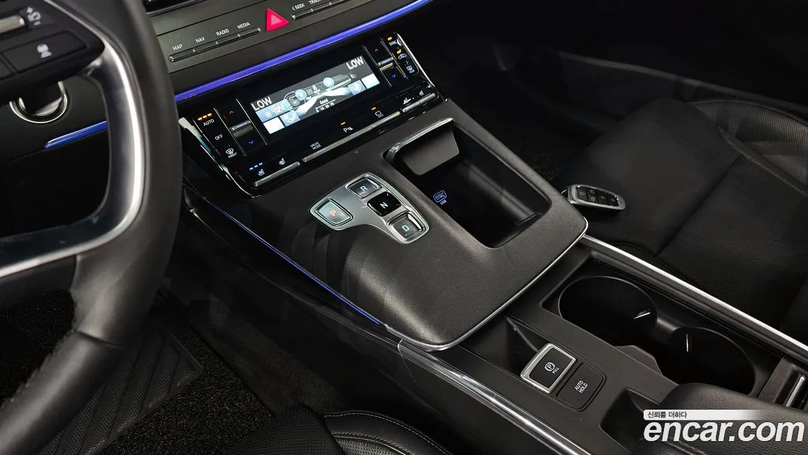 Hyundai The New Grandeur IG Hybrid id 1855337 из Кореи 19