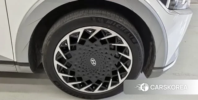 Hyundai Ionic 5 id 3179398 из Кореи 17