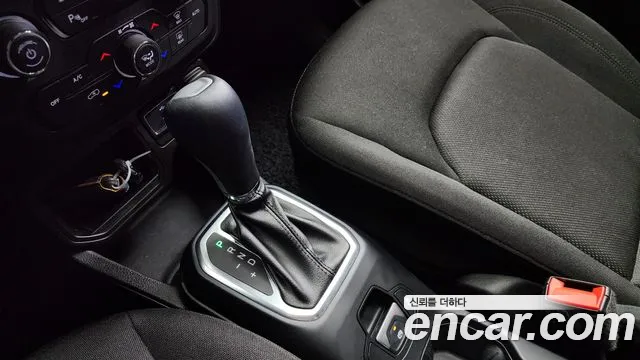 Jeep Renegade id 2838608 из Кореи 19