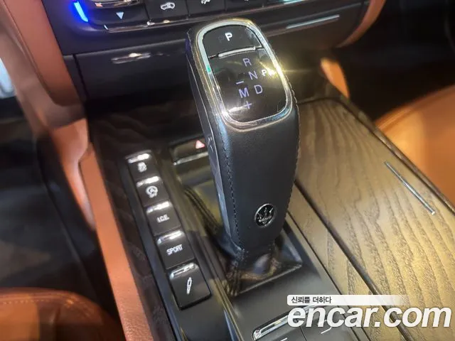 Maserati Quattroporte id 2718788 из Кореи 19