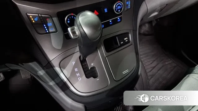 Hyundai The New Grand Starex id 3089483 из Кореи 19