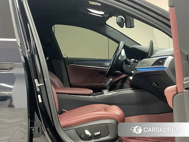 BMW 5 series PHEV id 4273169 из Китая 23