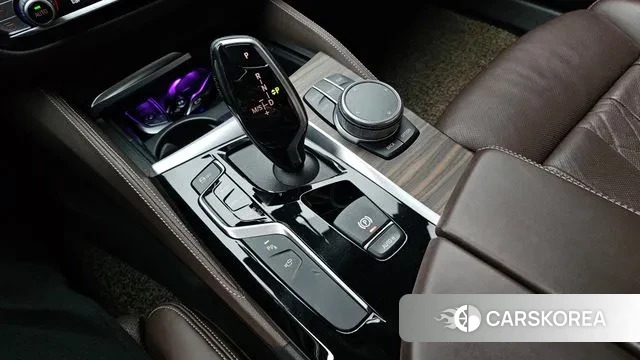 BMW 5 Series (G30) id 3504792 из Кореи 19