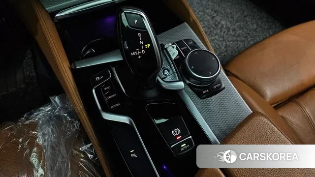 BMW 5 Series (G30) id 3737315 из Кореи 19