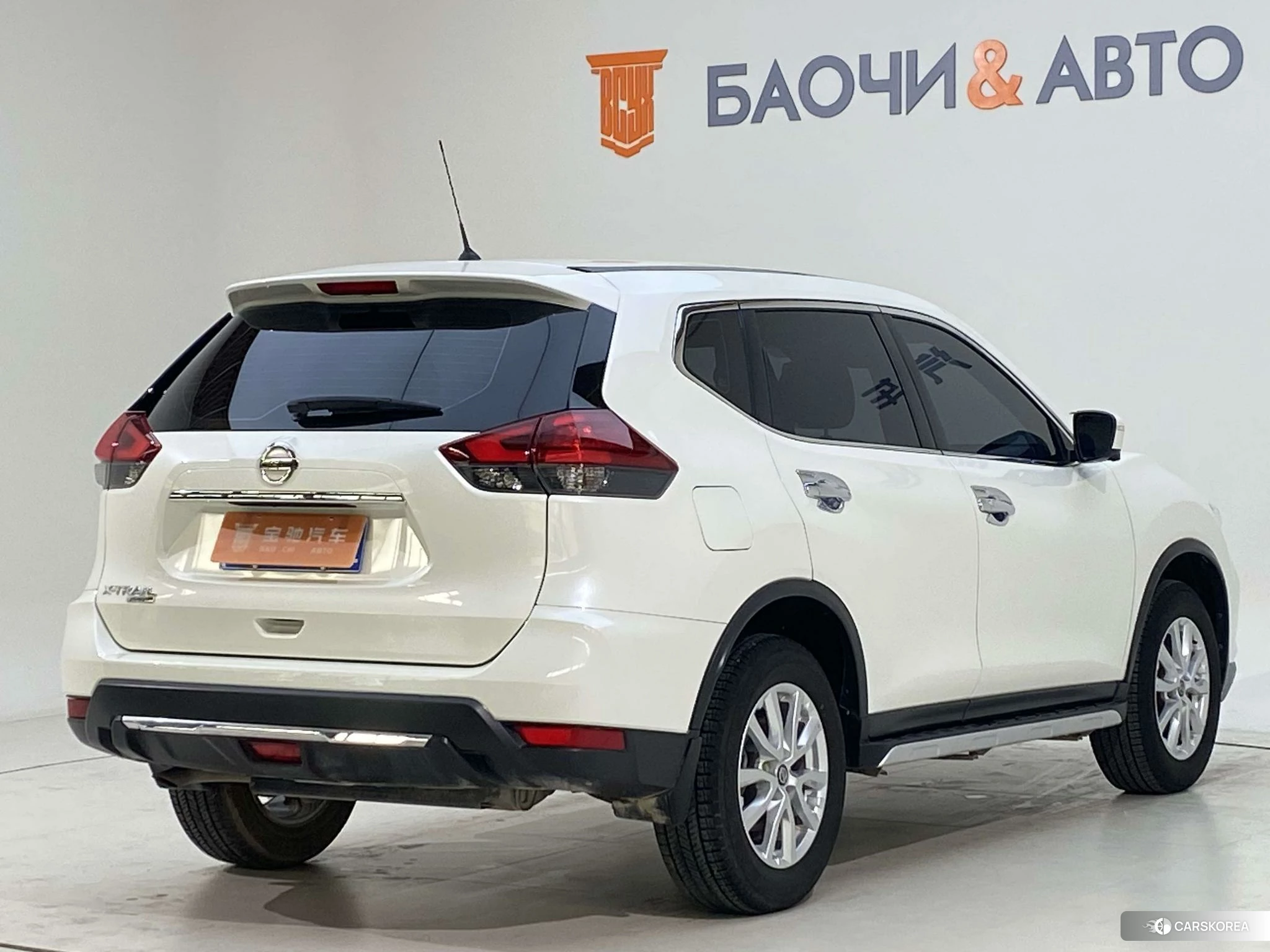 Nissan Qijun id 4499018 из Китая 25