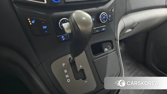 Hyundai The New Grand Starex id 4604946 из Кореи 19