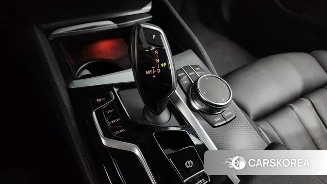 BMW 5 Series (G30) id 3591305 из Кореи 19