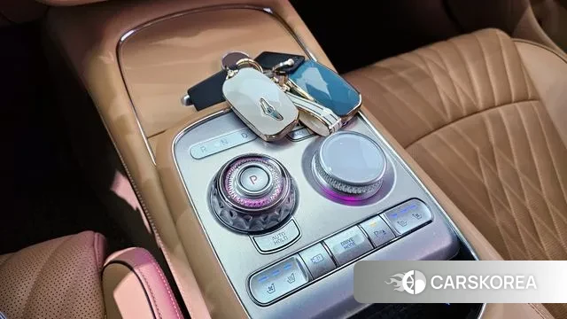 Genesis G90 (RS4) id 3437405 из Кореи 19