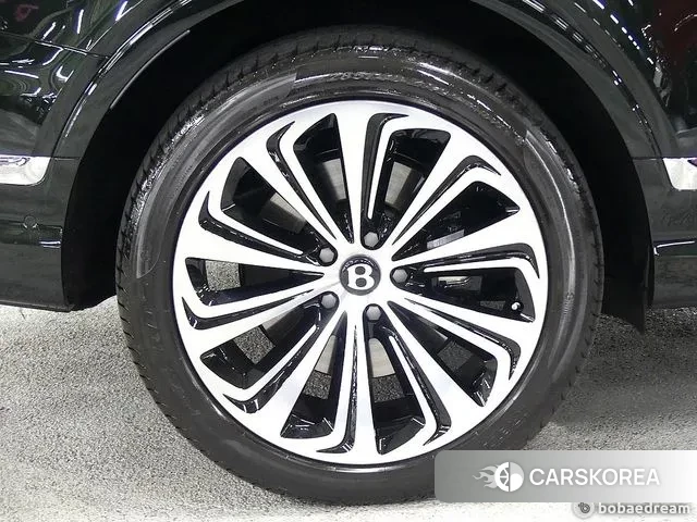 Bentley Bentayga id 3073956 из Кореи 19