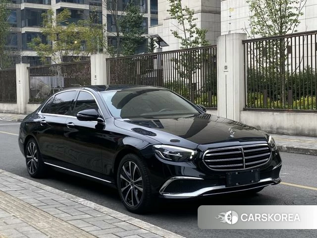Mercedes-Benz E-class PHEV id 4217395 из Китая 23