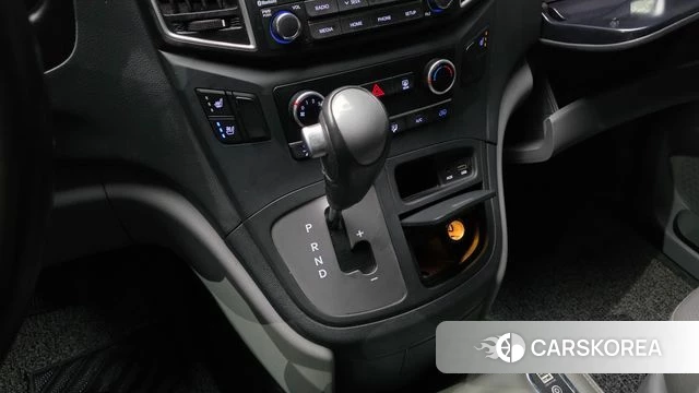 Hyundai The New Grand Starex id 3924093 из Кореи 19