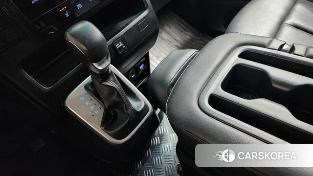 Hyundai Staria id 4904678 из Кореи 32