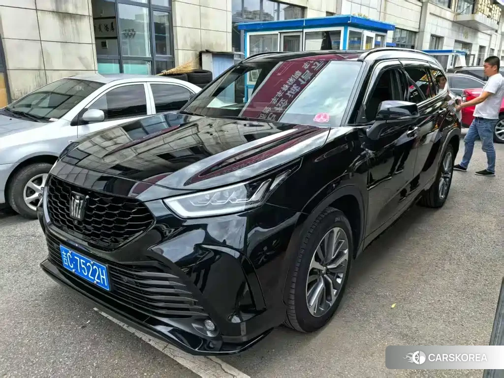 Toyota Crown id 4583896 из Китая 9
